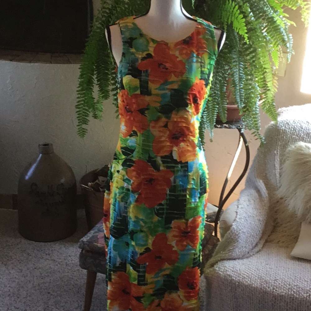 EUC Joseph Ribkoff Sheath Dress